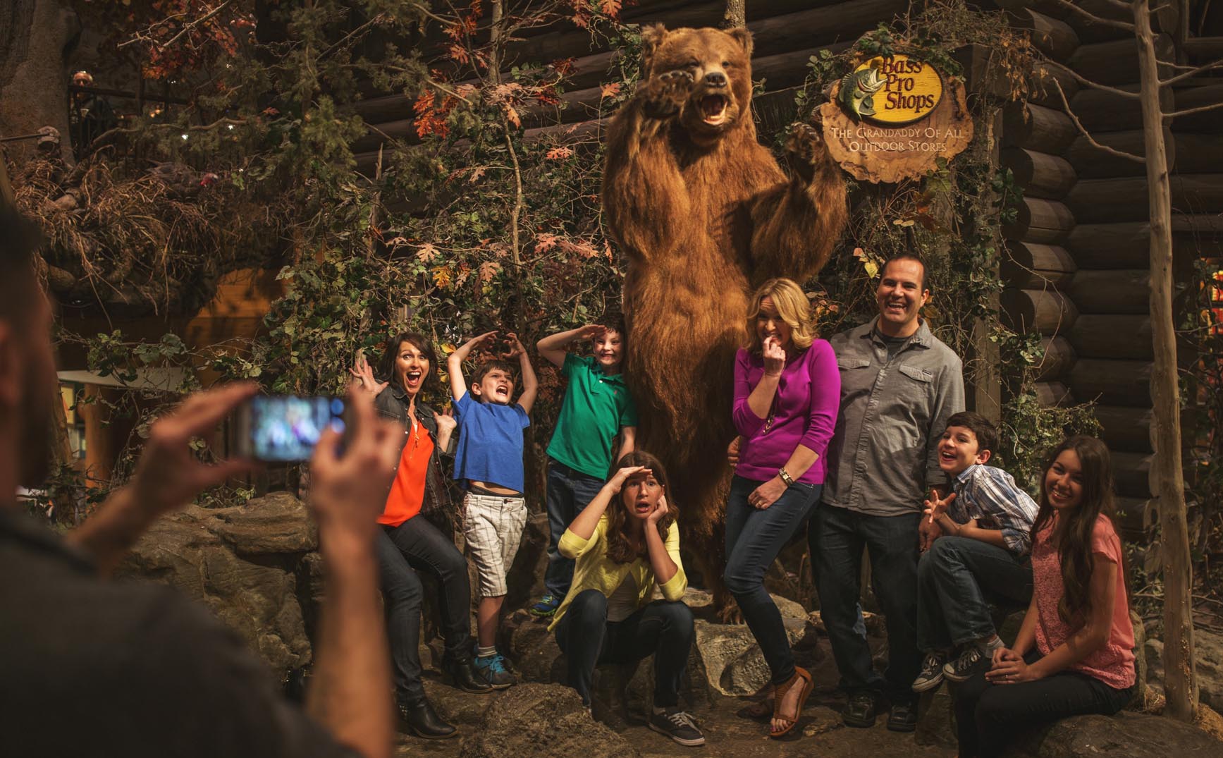 Bass Pro Shops Bear Photo Op