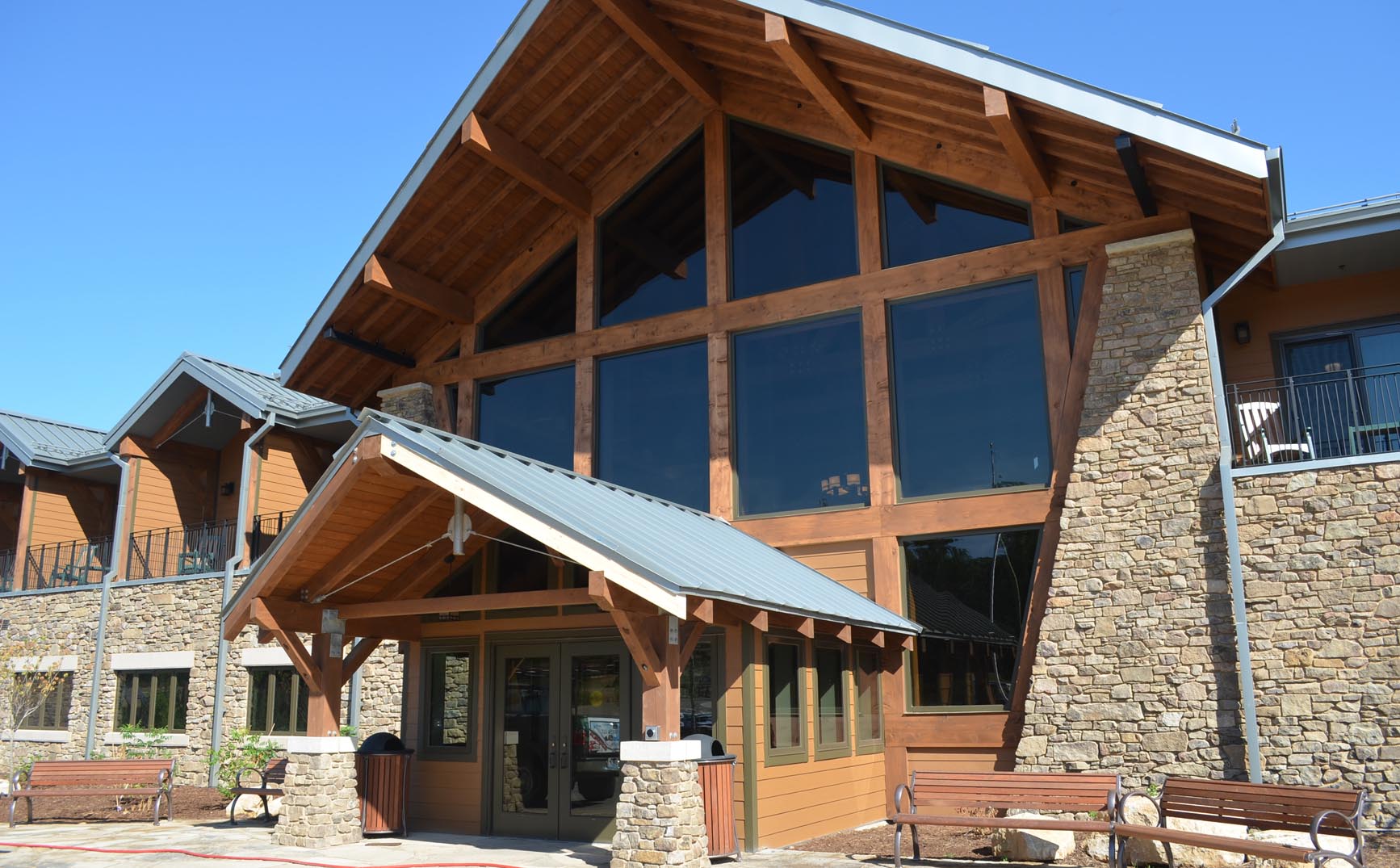 Echo Bluff State Park Lodge