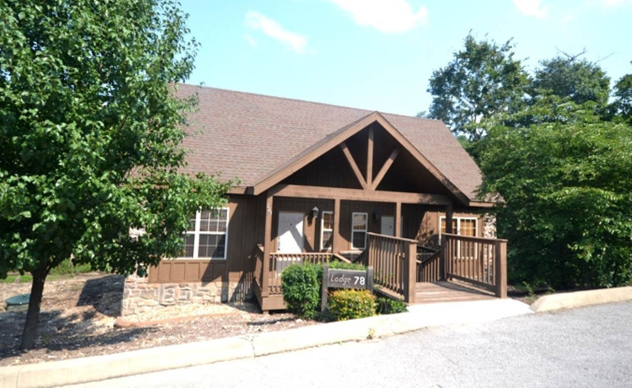 Woodland Romance Lodge 1Br near Lake & Pool
