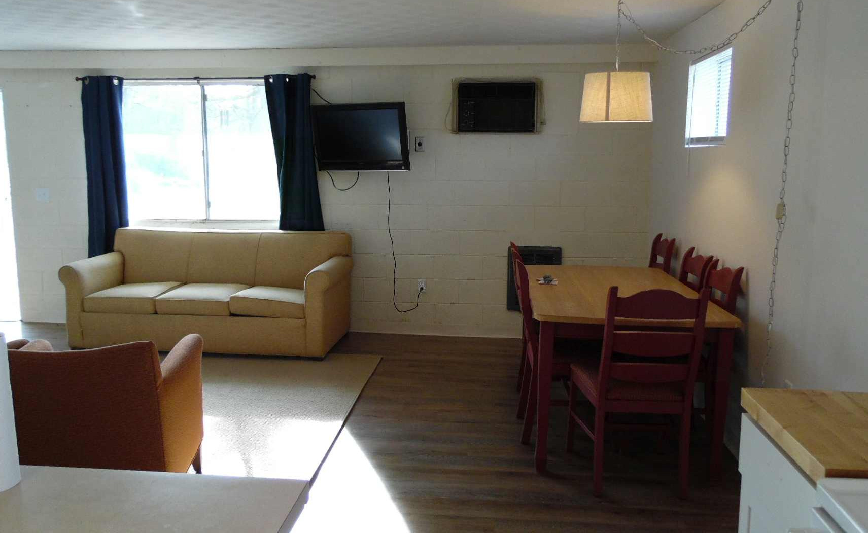 Cedar Hollow Resort