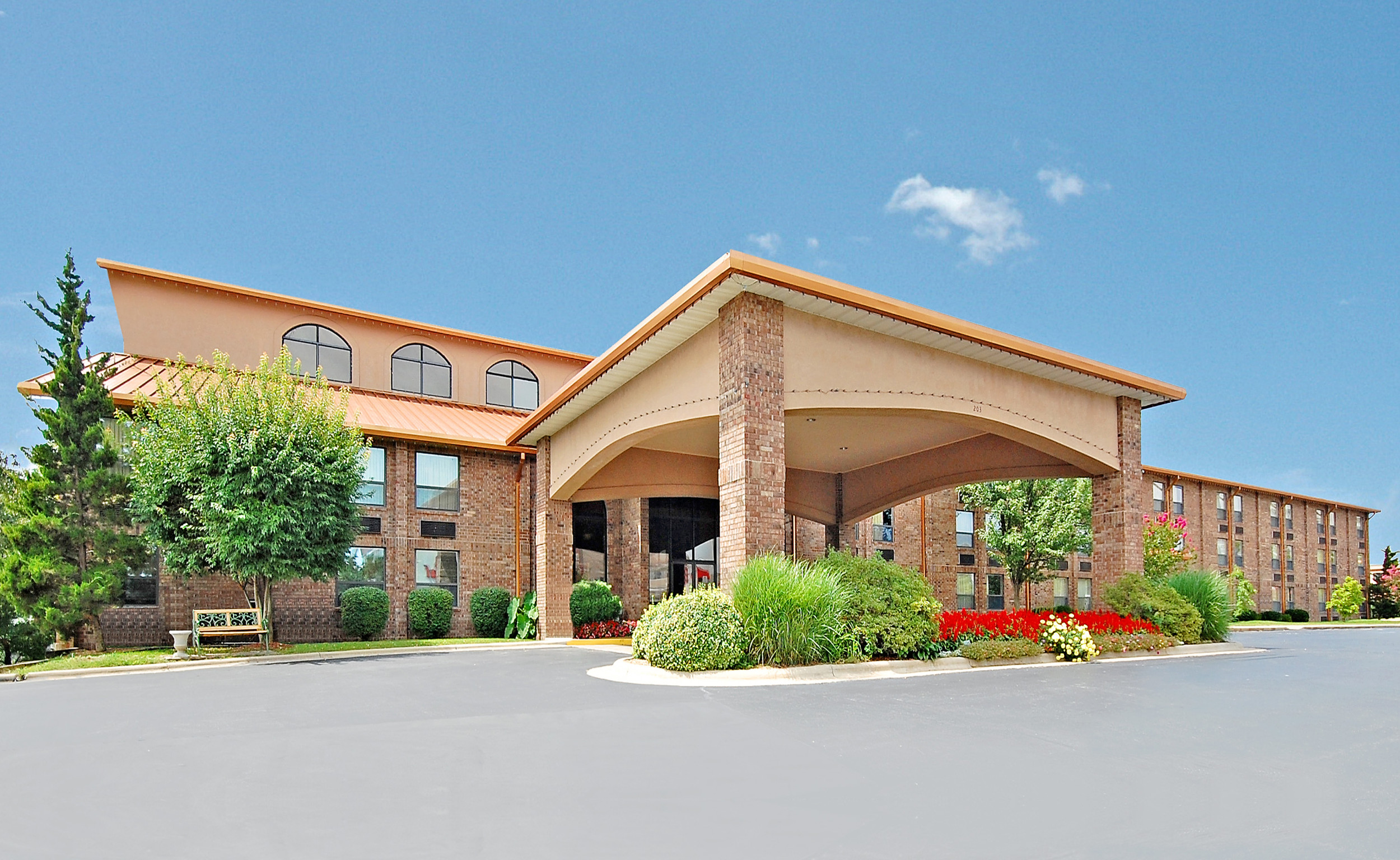 Myer Hotels-- Comfort Inn at Thousand Hills