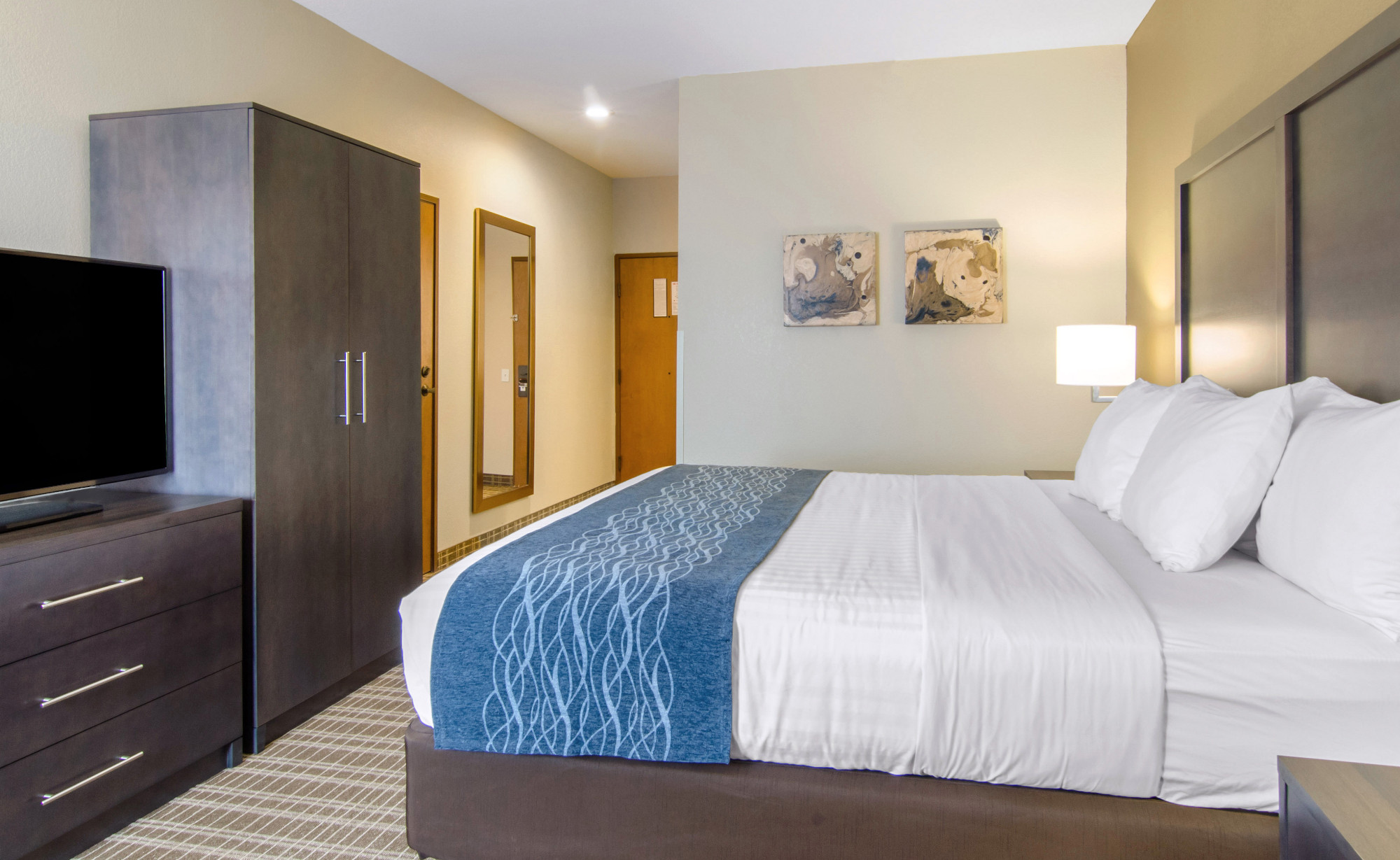 King Room Comfort Inn Fort Leonard Wood
