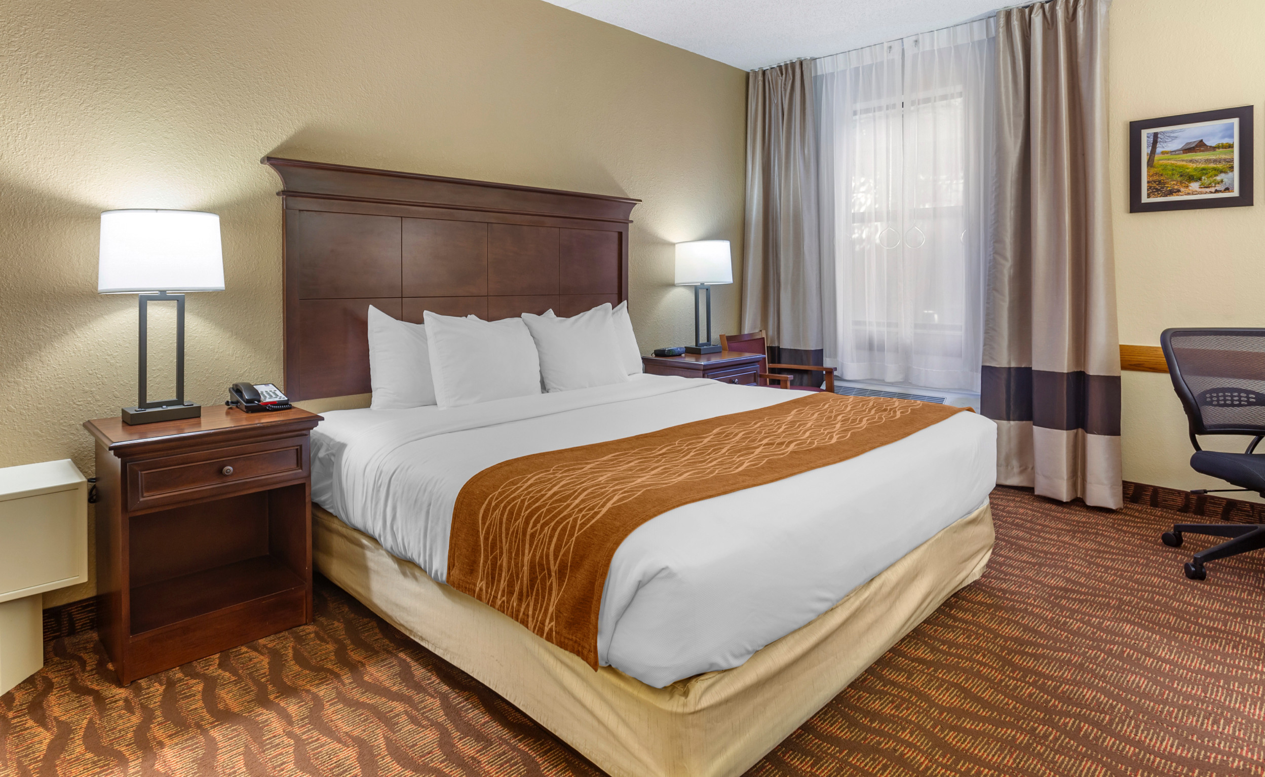 King Room at the Comfort Inn & Suites - Branson Meadows