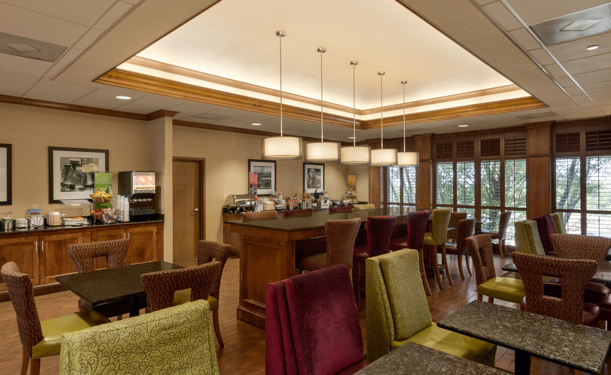 Hampton Inn Breakfast Area