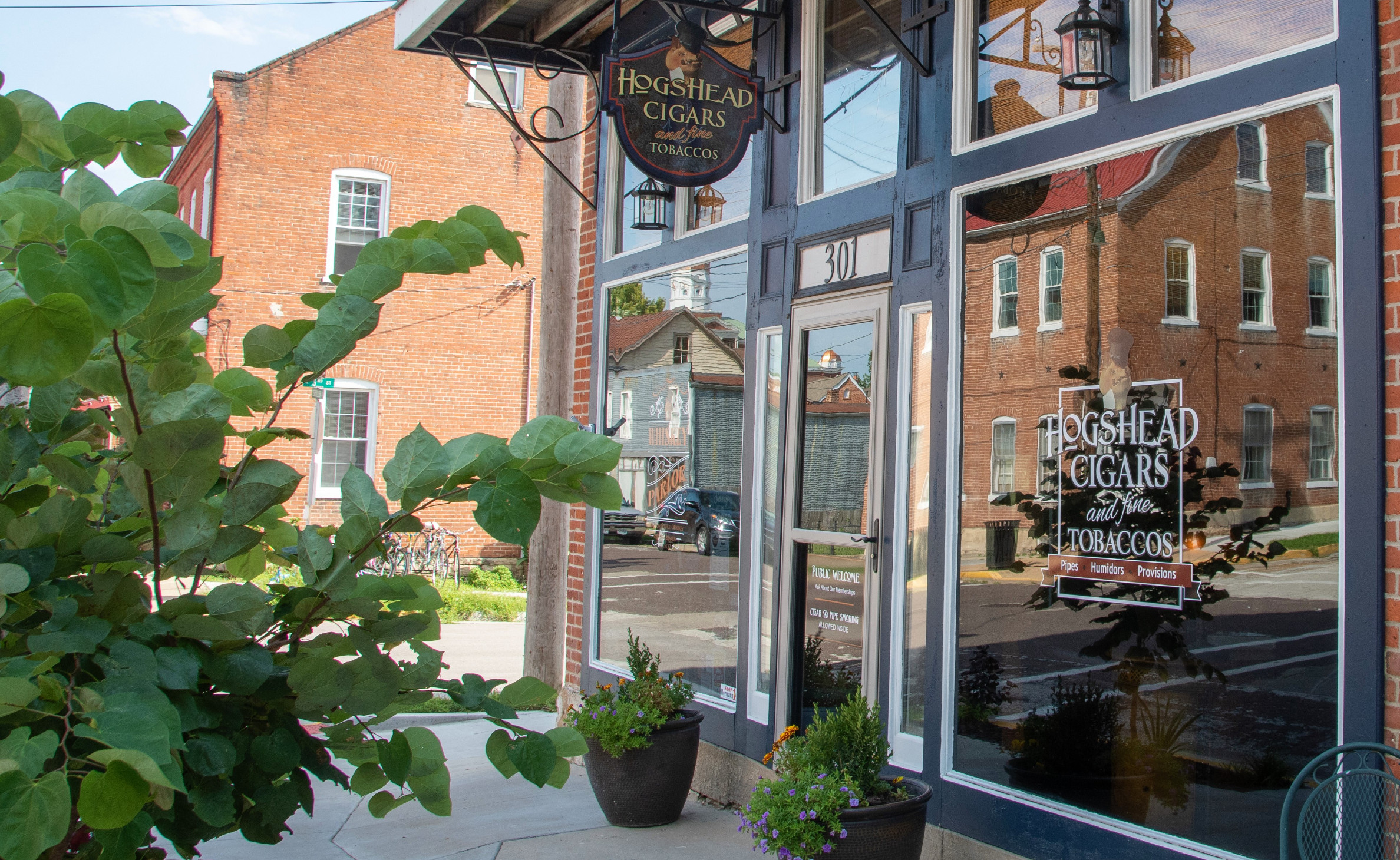 HogsHead Storefront