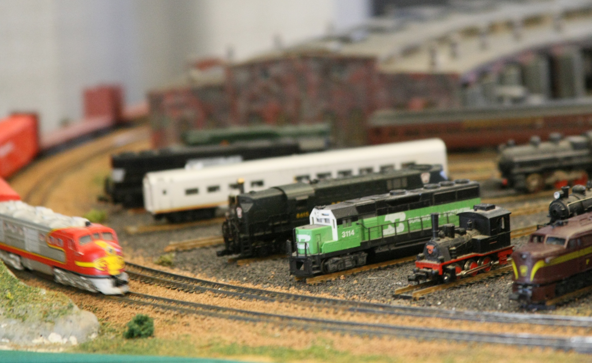 N Scale Trains