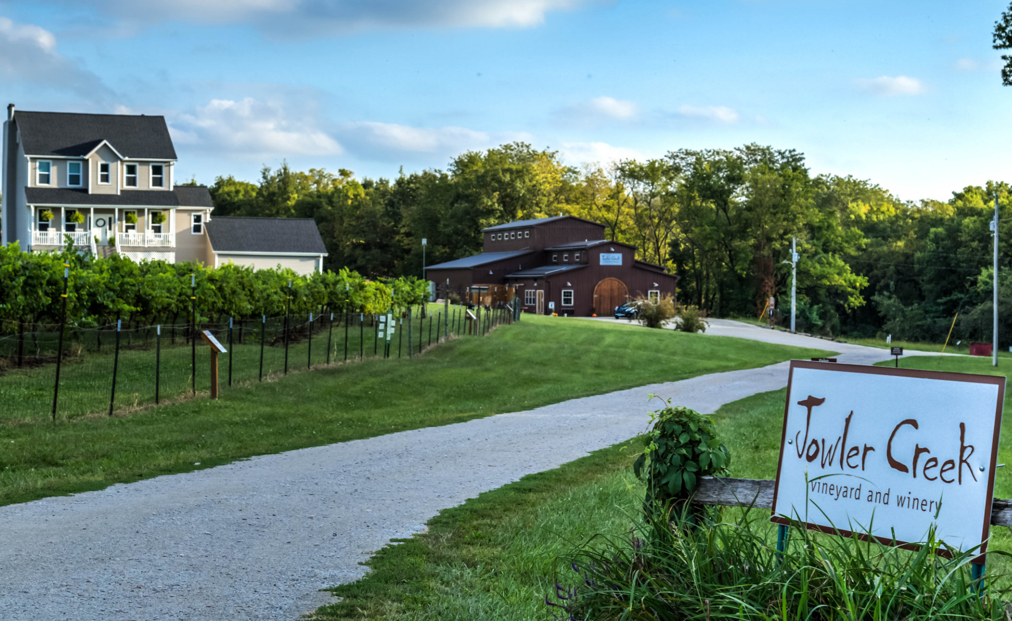 Jowler Creek Winery is in Platte County, Missouri North of Kansas City near Weston, Missouri
