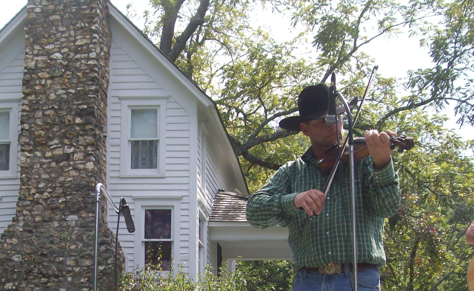 Open Division during the Laura Ingalls Wilder Fiddle Off