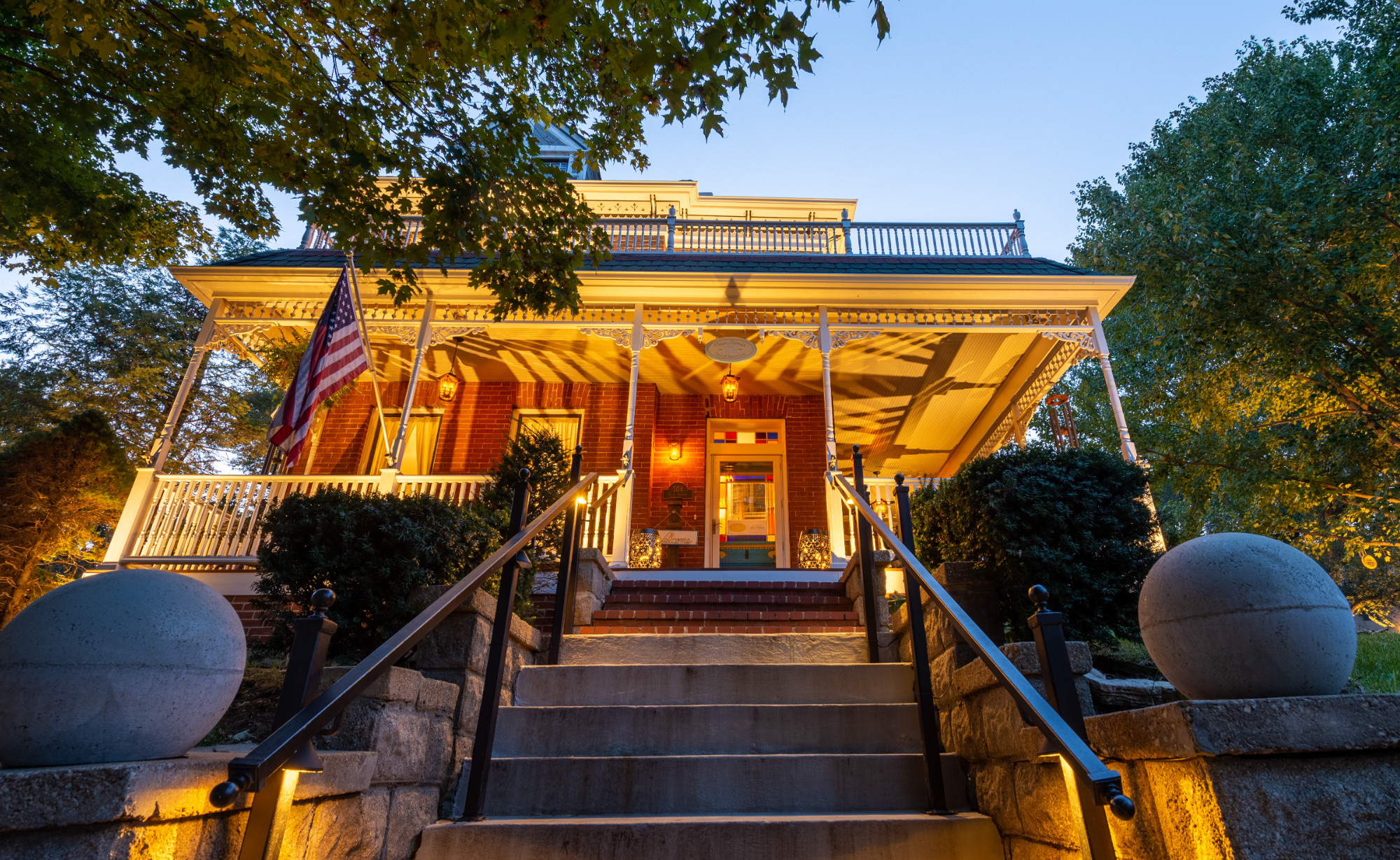 Main Street Inn - Exterior