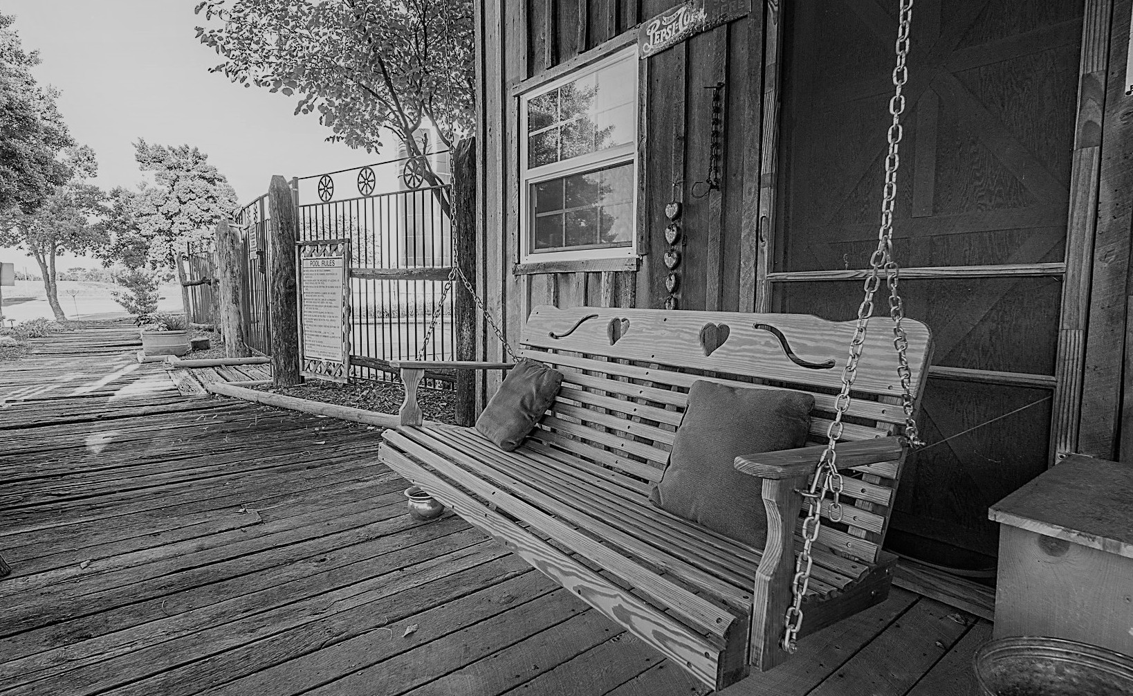 Front porch swing