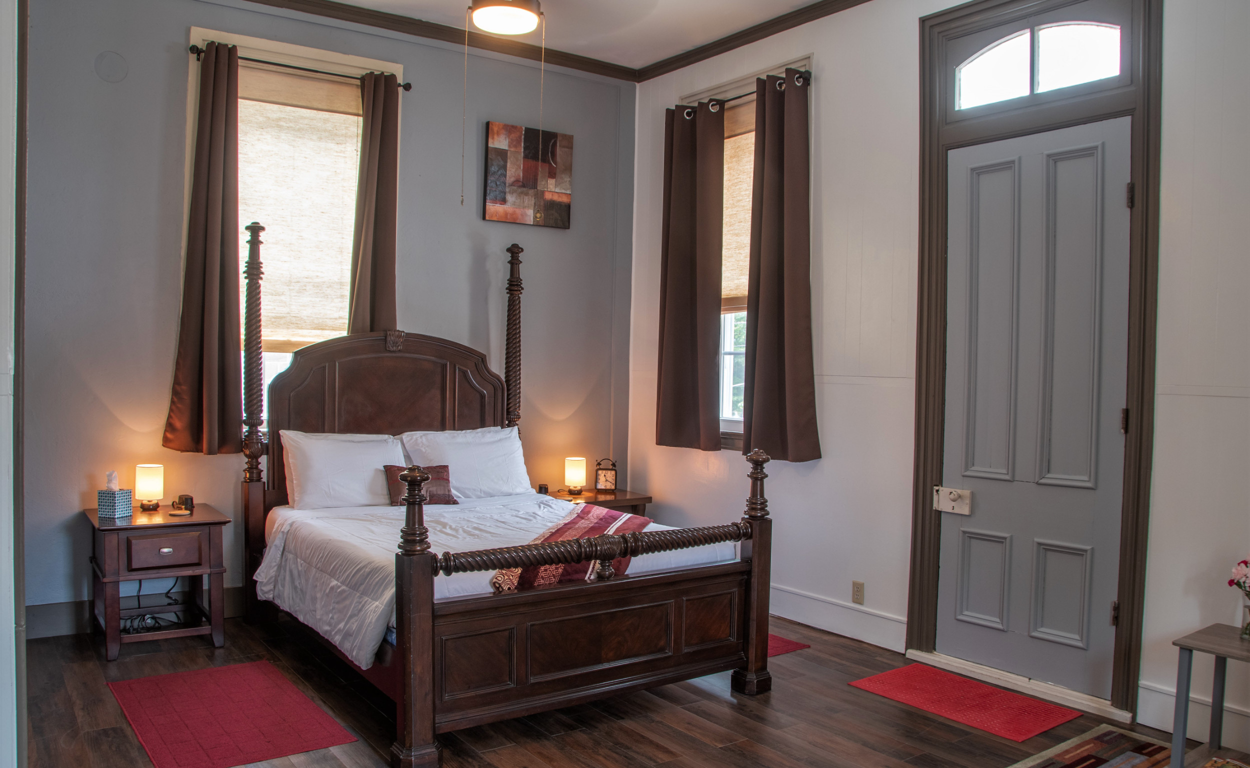 The Rafters Balcony Suite