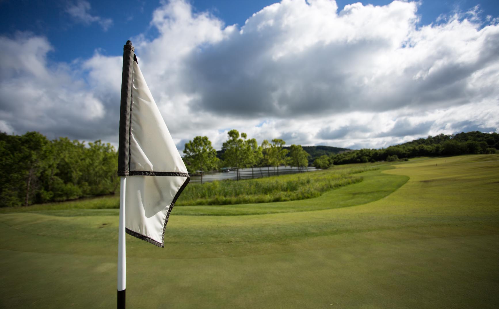 # 14 Hole