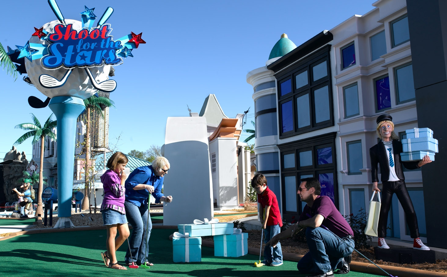 Putt Your Way to Fame at Shoot for the Stars Mini-Golf in Branson, MO