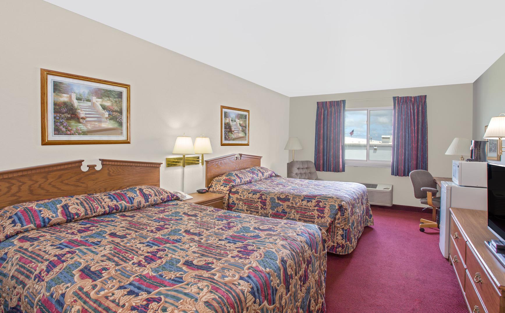 Guest Room with Two Queen Beds