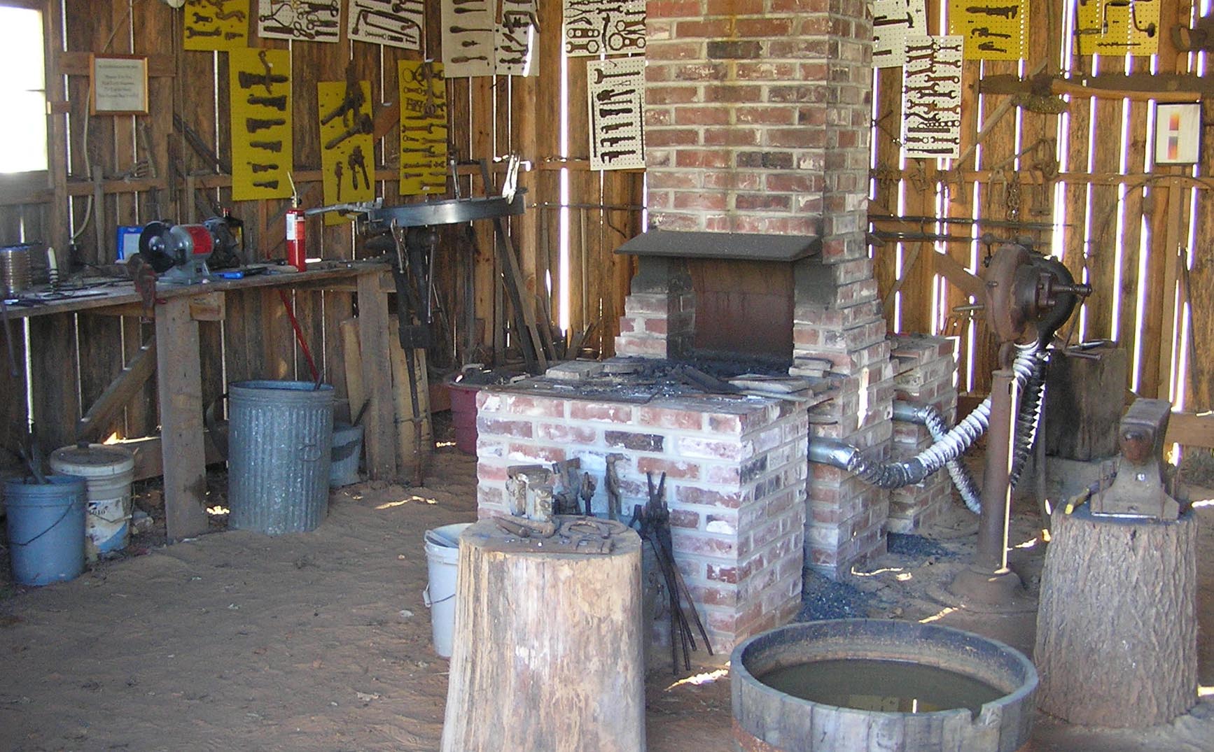 Tom Kennon Blacksmith Shop Dual Workstation Mansonry Forge