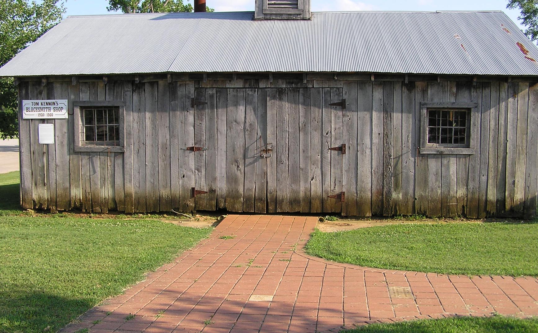 Tom Kennon Blacksmith Shop