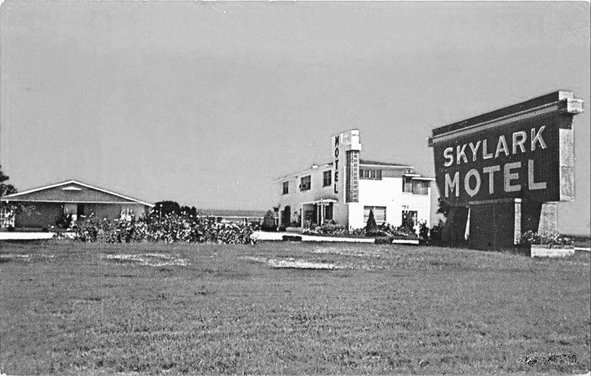 Route 66 Motel in Town