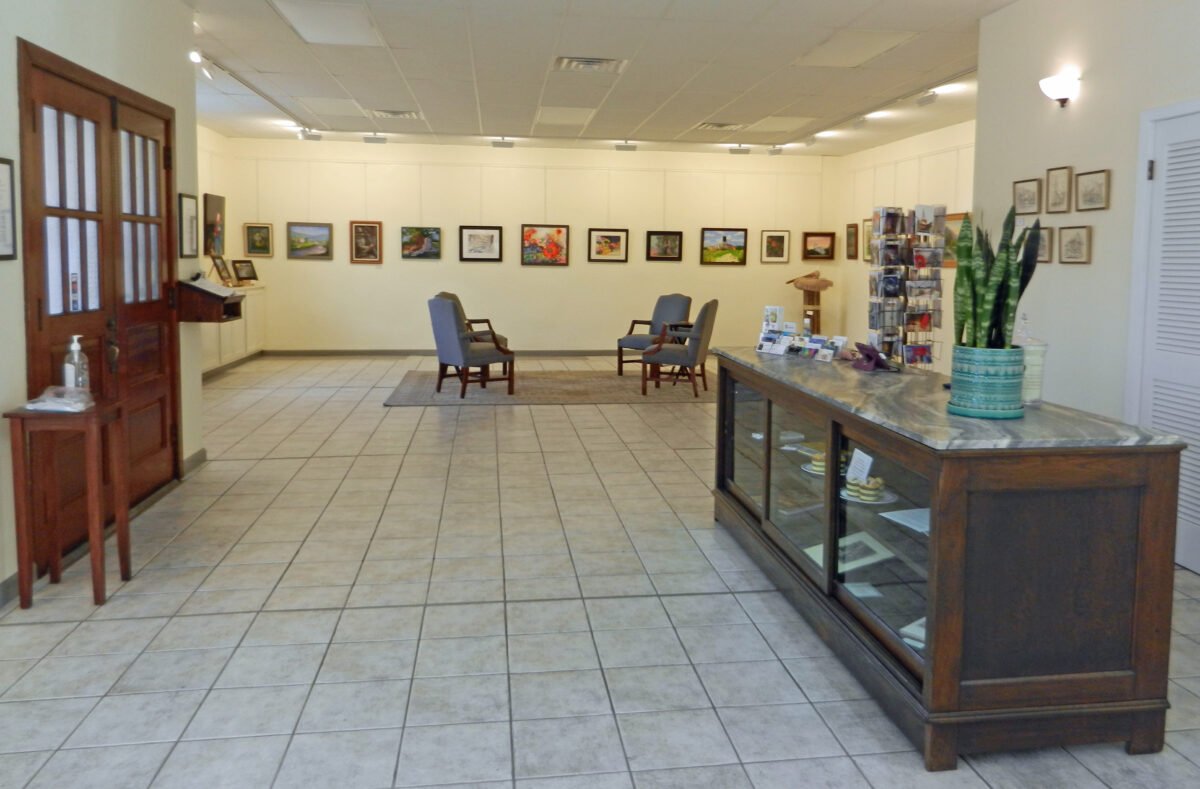 Unside the gallery.