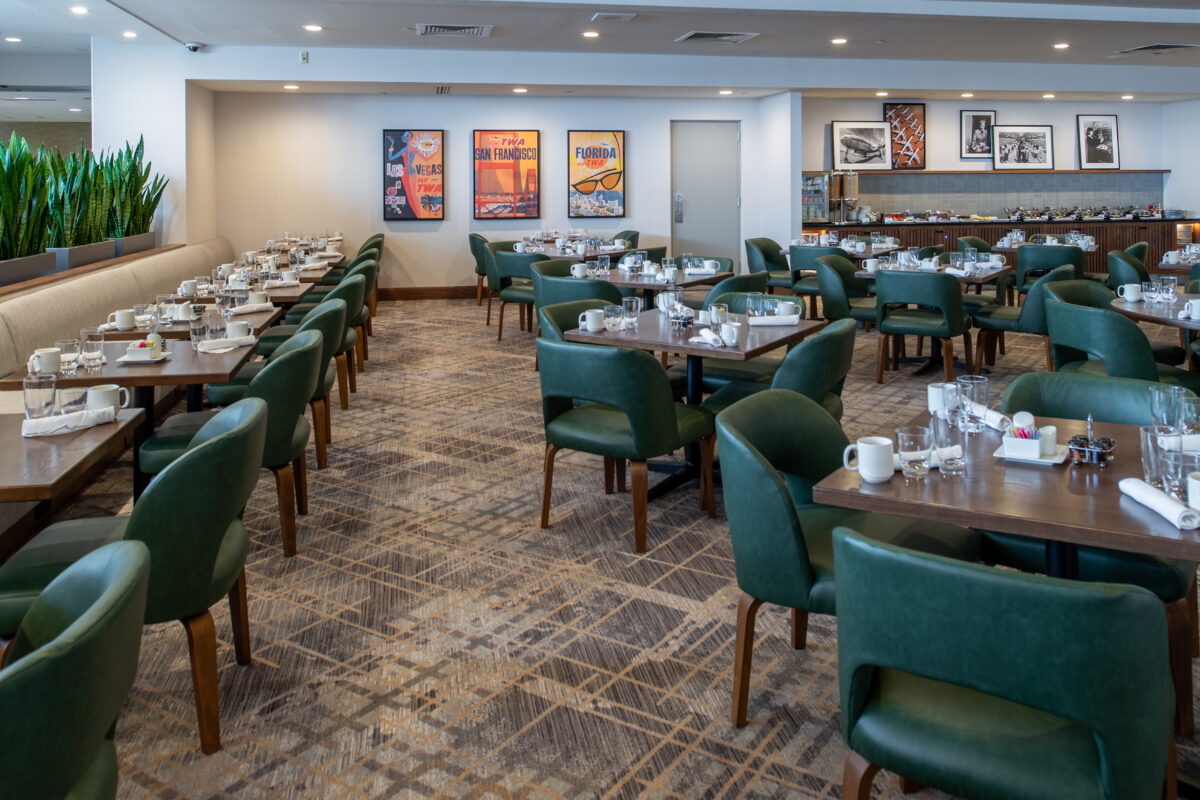 Hilton St. Louis Airport restaurant