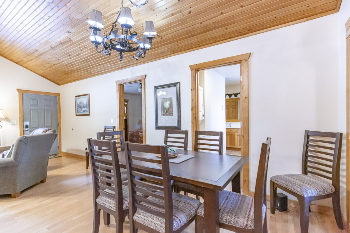 The dining room of a resort cabin.