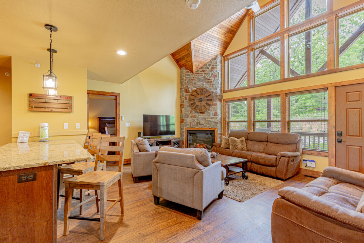 Stonebridge Resort Branson Regal 4Br Cabin 136 Living Room