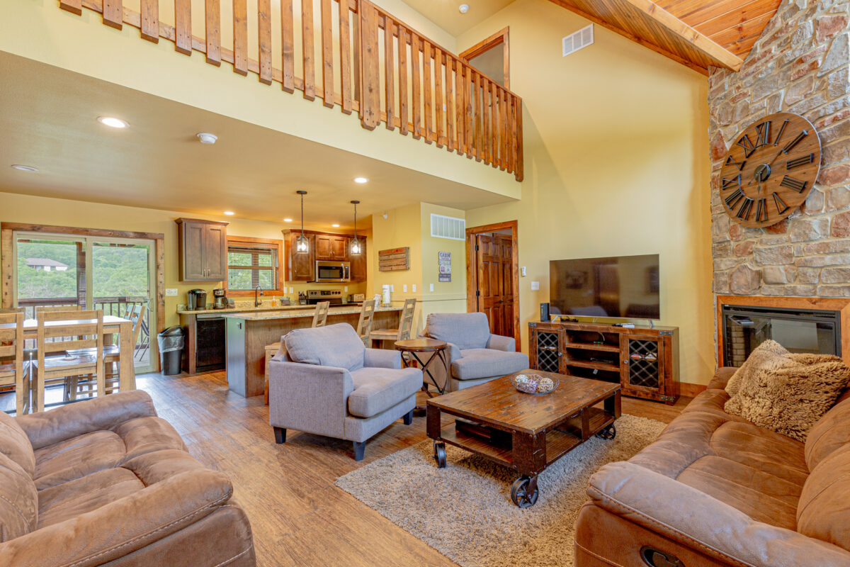 Stonebridge Resort Branson Regal 4Br Cabin 136 Living Room