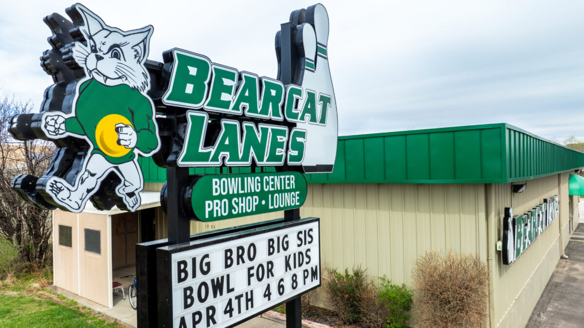 The marquee sign for Bearcat Lanes in Maryville, advertising its bowling center, pro shop and lounge.