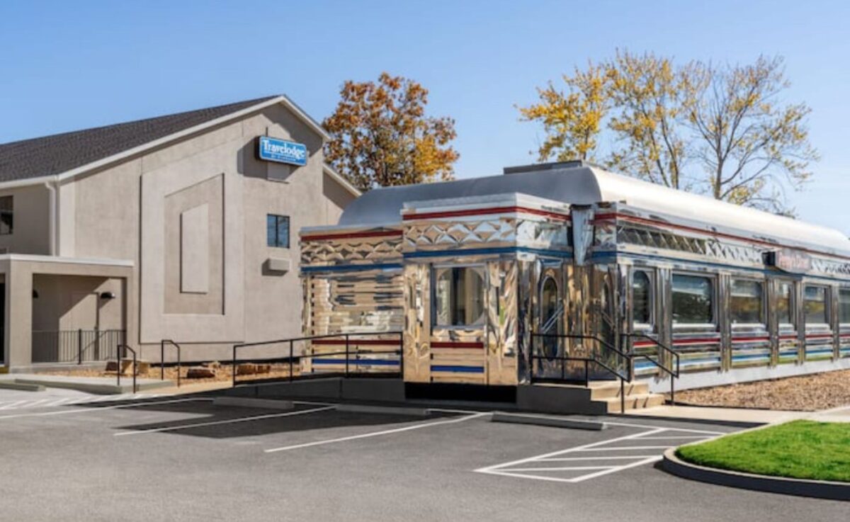 The exterior of a diner.