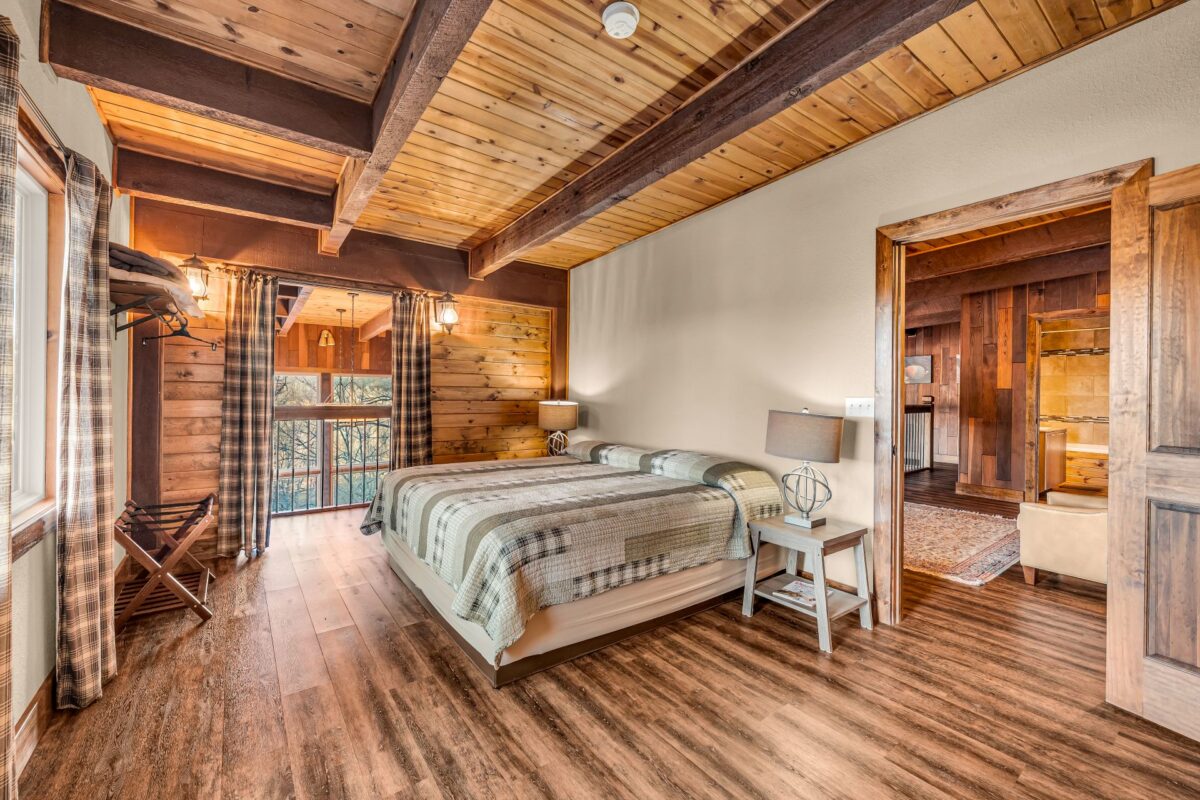 Multi-bedroom riverfront home for family gatherings at River of Life Farm in Dora Missouri