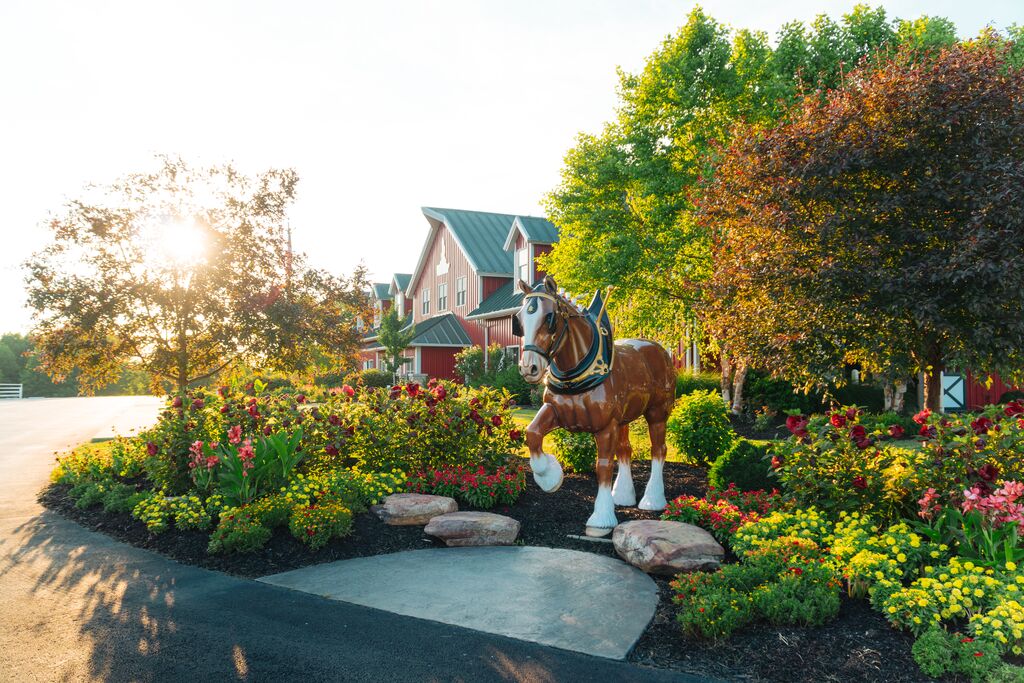 A statue of an iconic Clydesdale outside of Warm Springs Ranch.