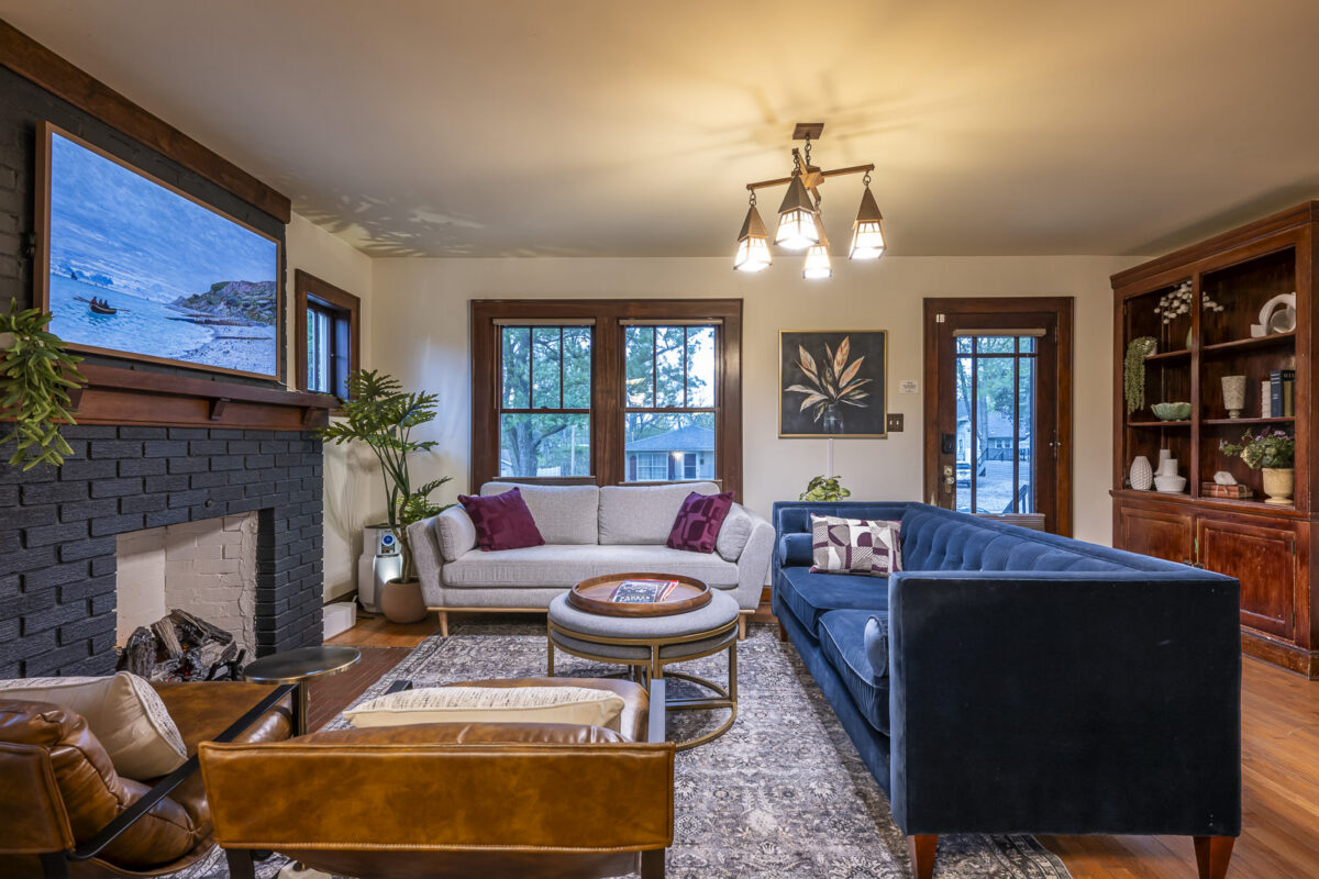 Inviting living room at The Sage Manor vacation rental in Lee's Summit, Missouri