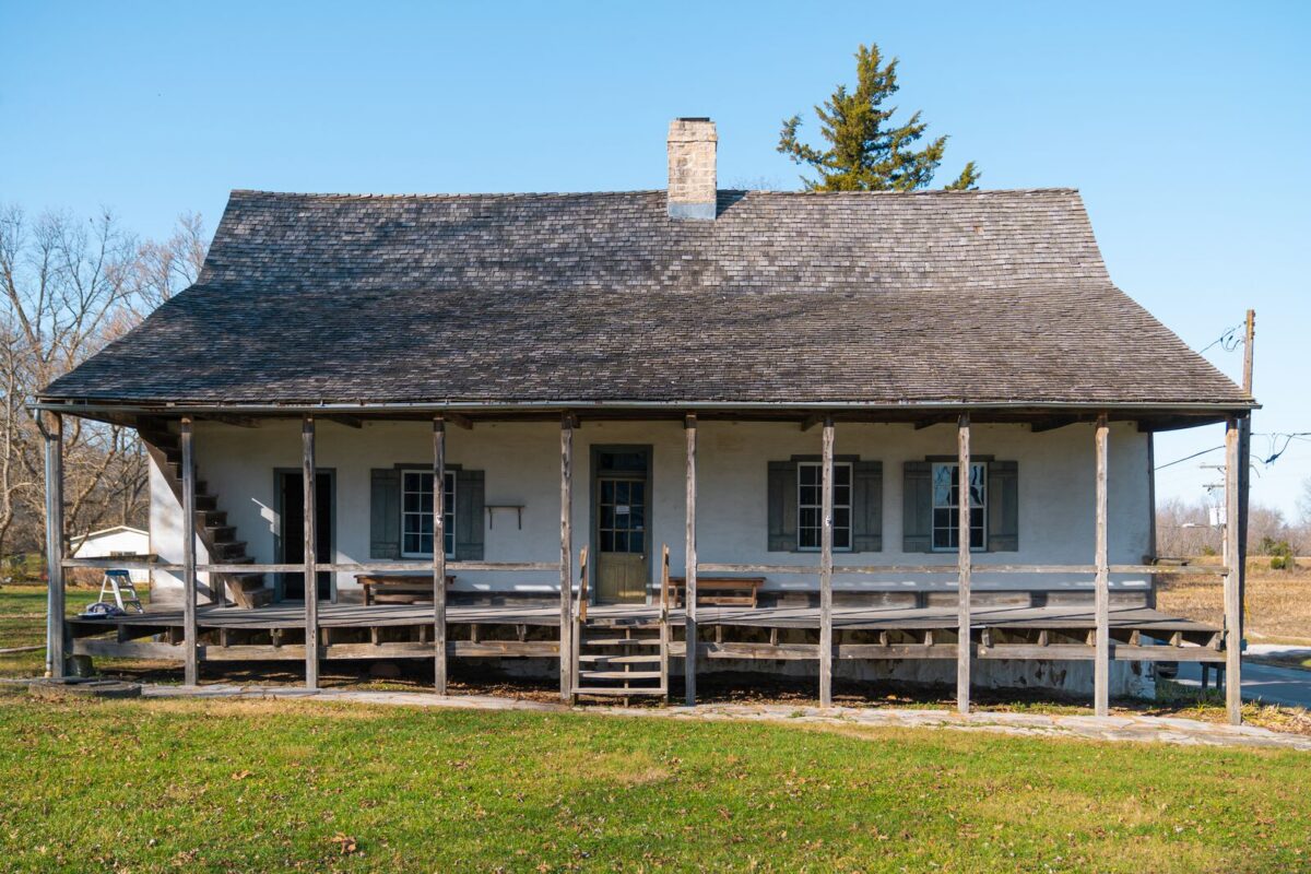 The Amoureux House, a vertical log poteaux-en-terre in Ste. Genevieve.